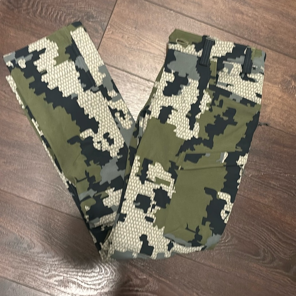 KUIU Attack hybrid
